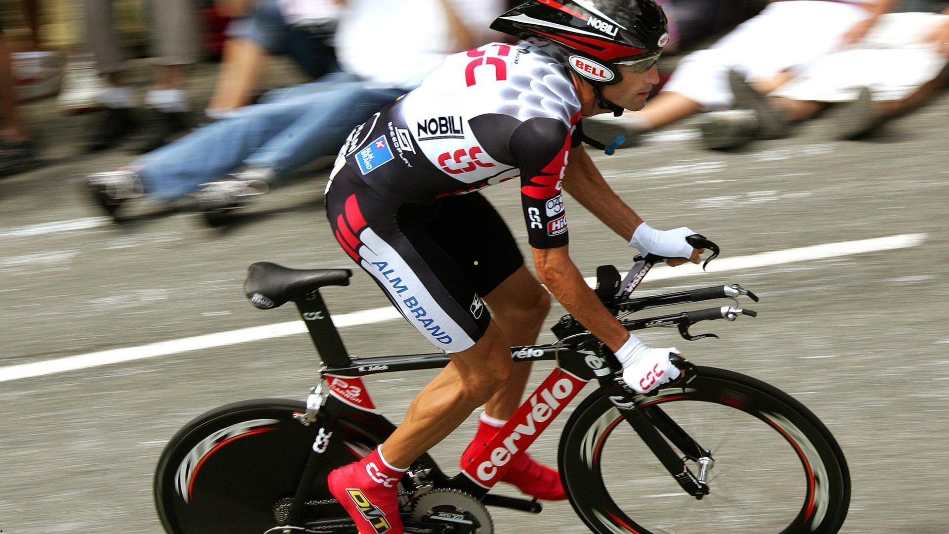 绿茵场传奇谢幕！克雷霍维亚克正式退役，告别16年职业生涯